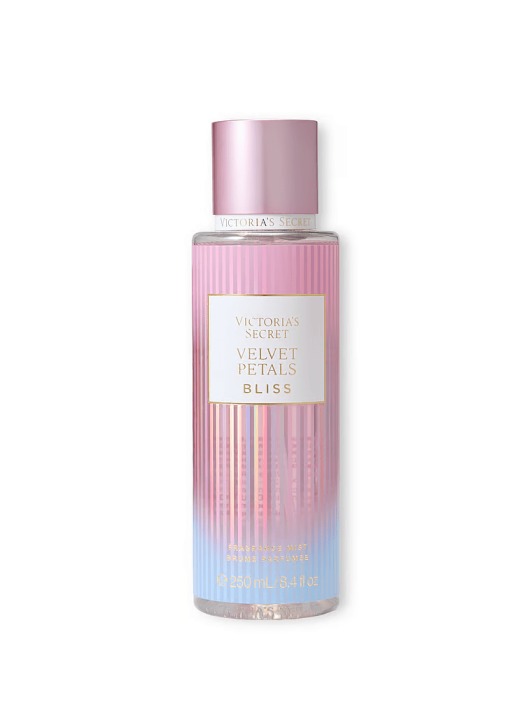 Victoria Secret Ladies Velvet Petal Bliss Body Mist 84 oz Fragrances 667560237057 18$