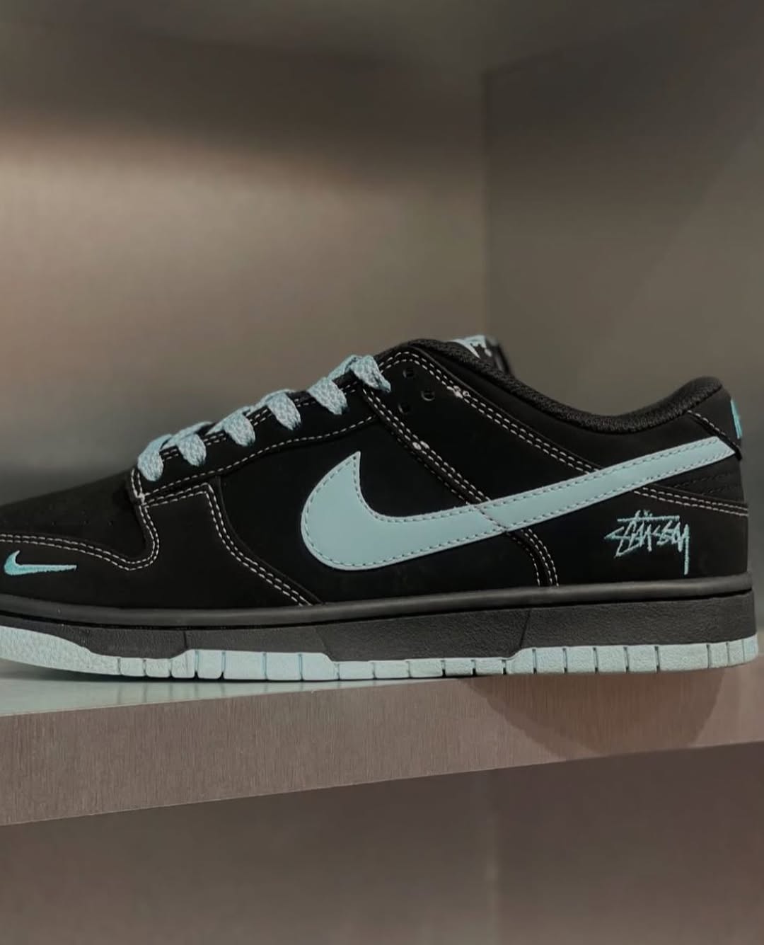 SB DUNK STUSSY