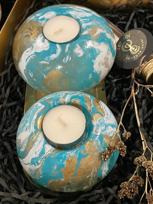 Elegant Light Holders 5