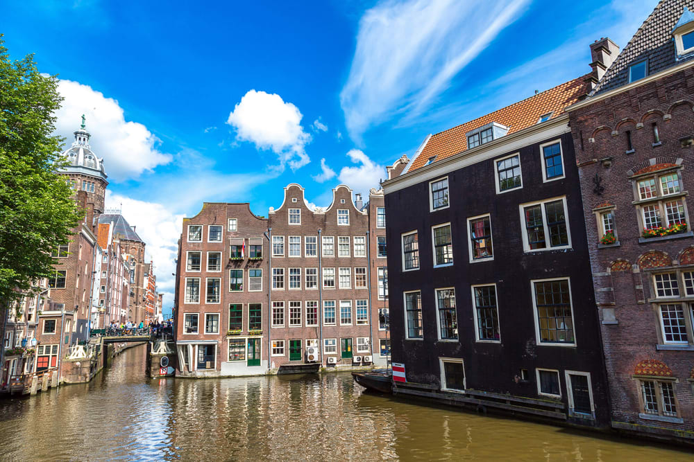 Op- / afstaplocatie Wallen
