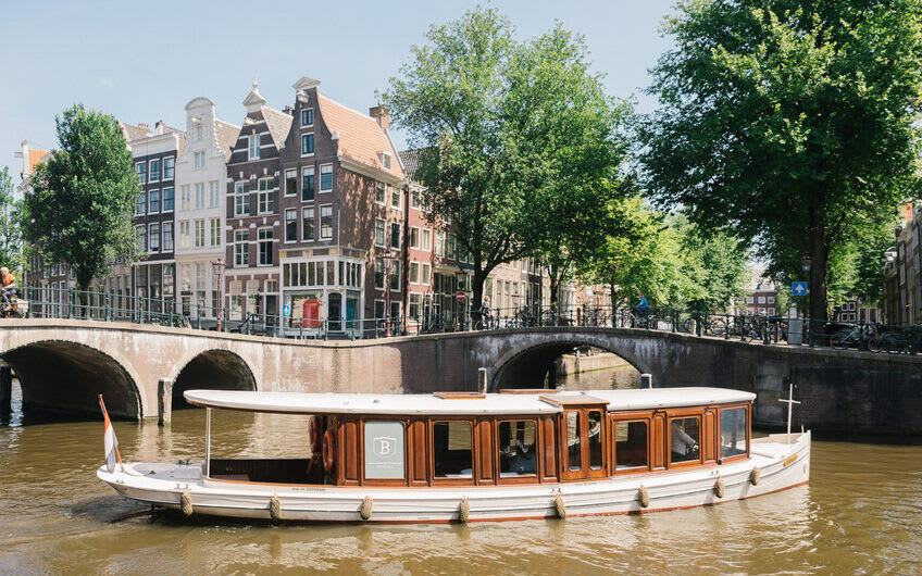 Boat Rental In Amsterdam For Groups And Businesses Rentaboatamsterdam Com