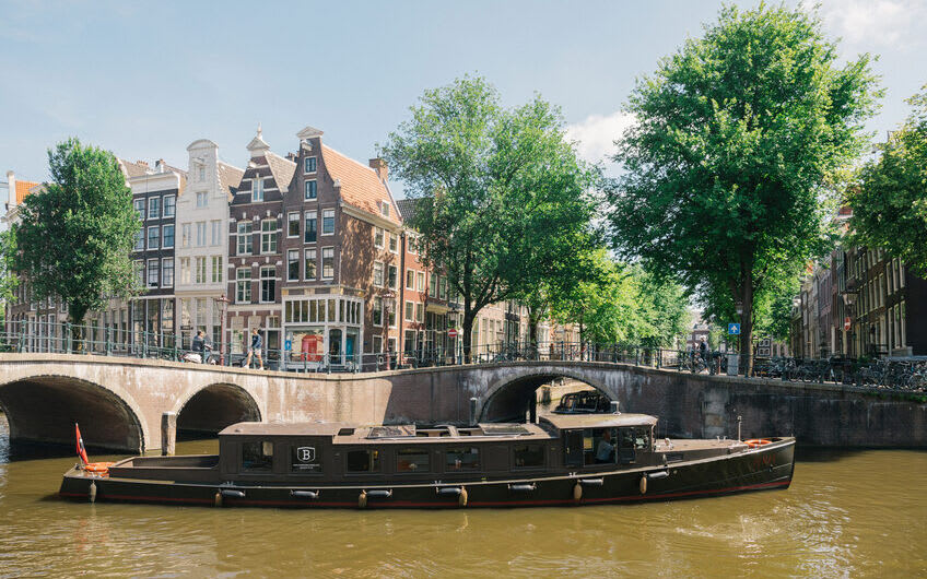 <span class="translation_missing" title="translation missing: nl.feedback.index.thumb_alt, name: Salonboot HRH">Thumb Alt</span>