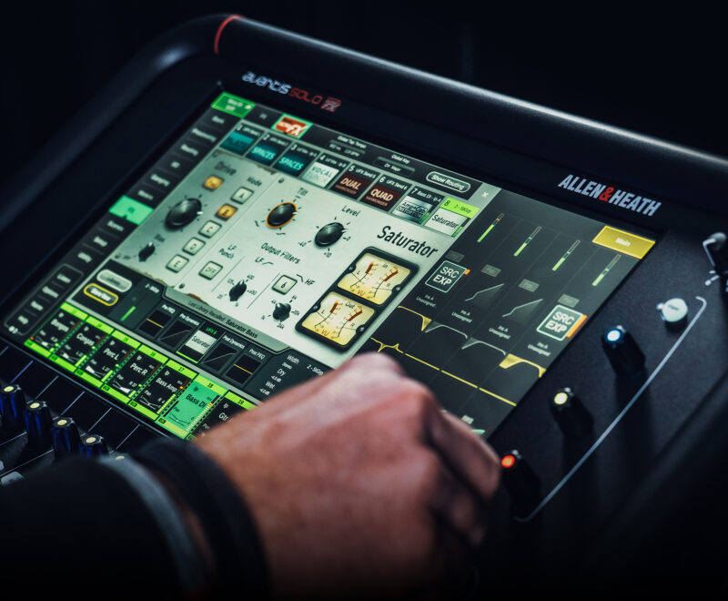 Allen & Heath Avantis Digital Mixer image 3