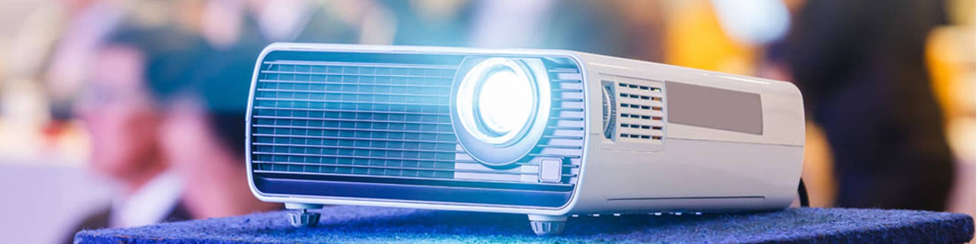 10 Best Projectors Under $500 – Buying Guide 2019