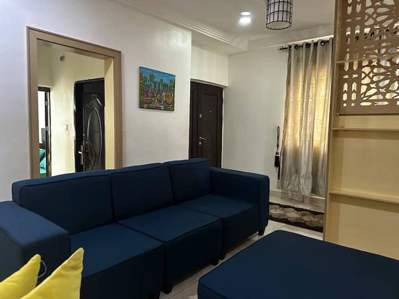 Compact 1-bed Apt. - Lifecamp photo