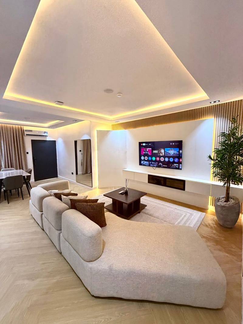 Smart Two Bedroom Apartment WUSE 2 Abuja (with swimming pool)