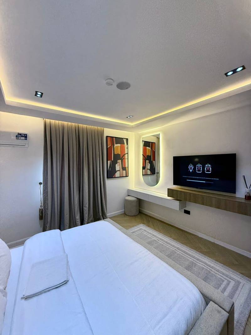 Smart Two Bedroom Apartment WUSE 2 Abuja (with swimming pool) photo