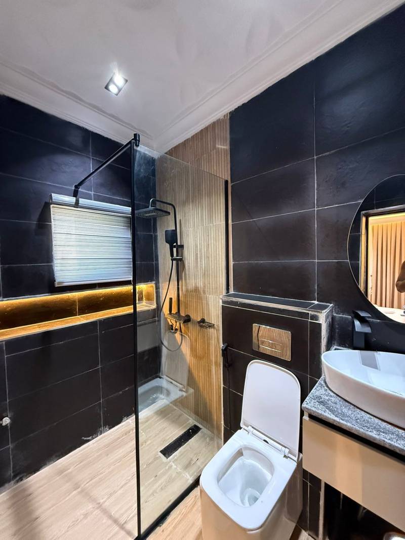 Smart Two Bedroom Apartment WUSE 2 Abuja (with swimming pool) photo