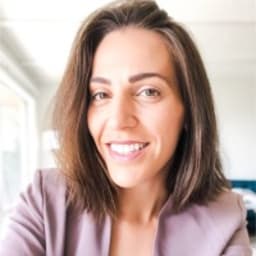 Sara Staffaroni Sara Staffaroni