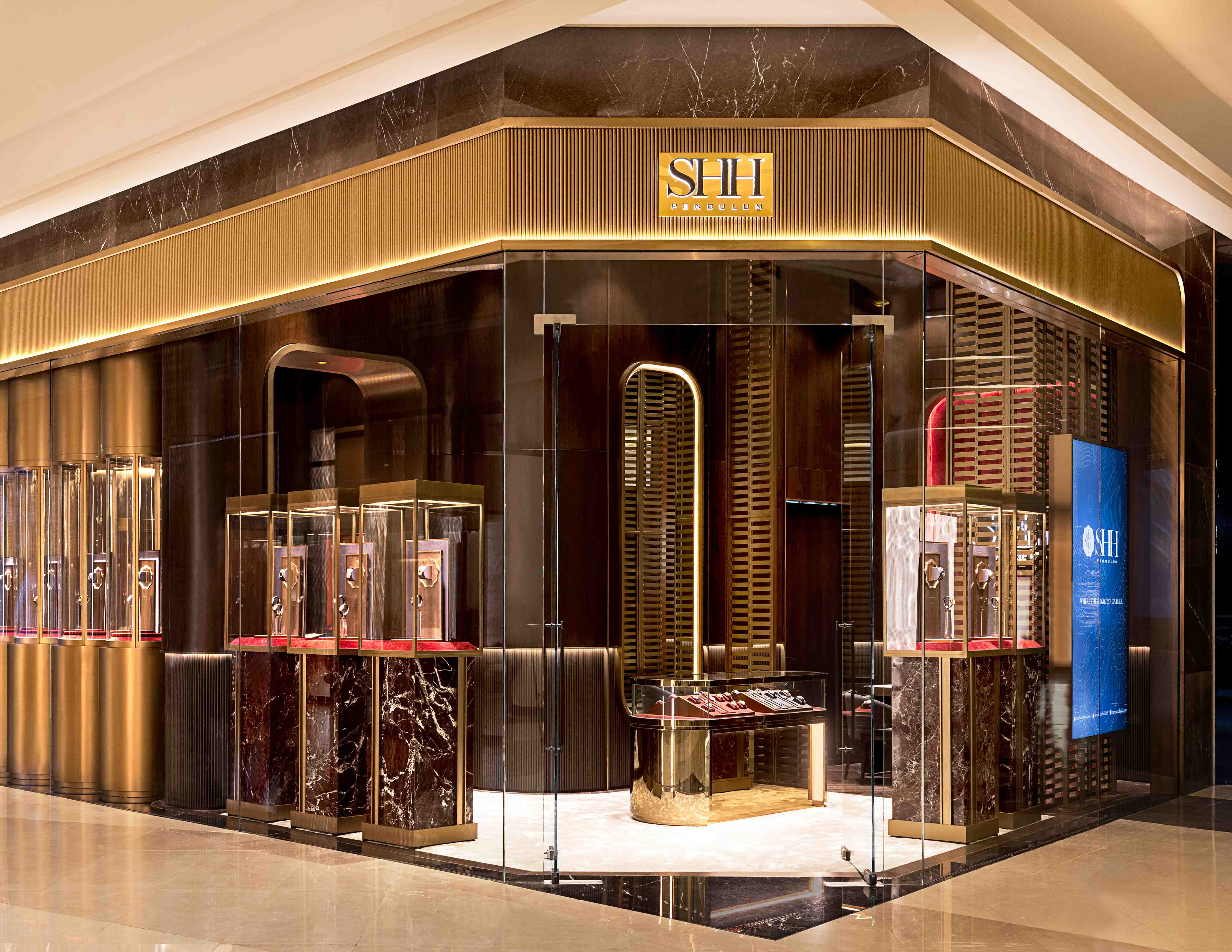 เพนดูลัม เปิดตัว SHH Pendulum บูติกแห่งแรกในประเทศไทย - Paragon ชั้น M31A