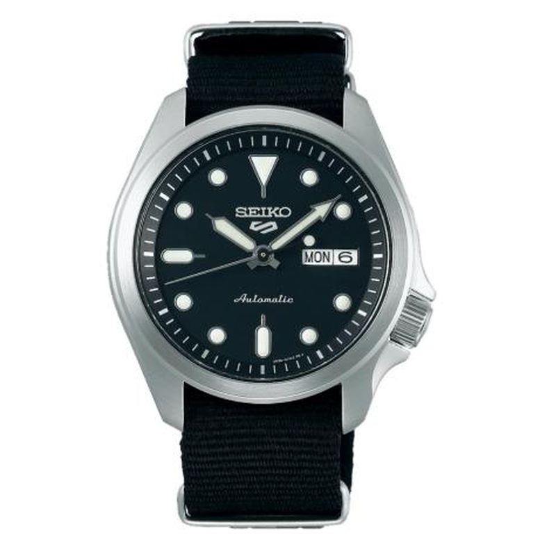 Seiko SRPE67K1 wristwatch