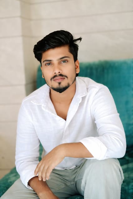 Anshika Digital Media alumnus