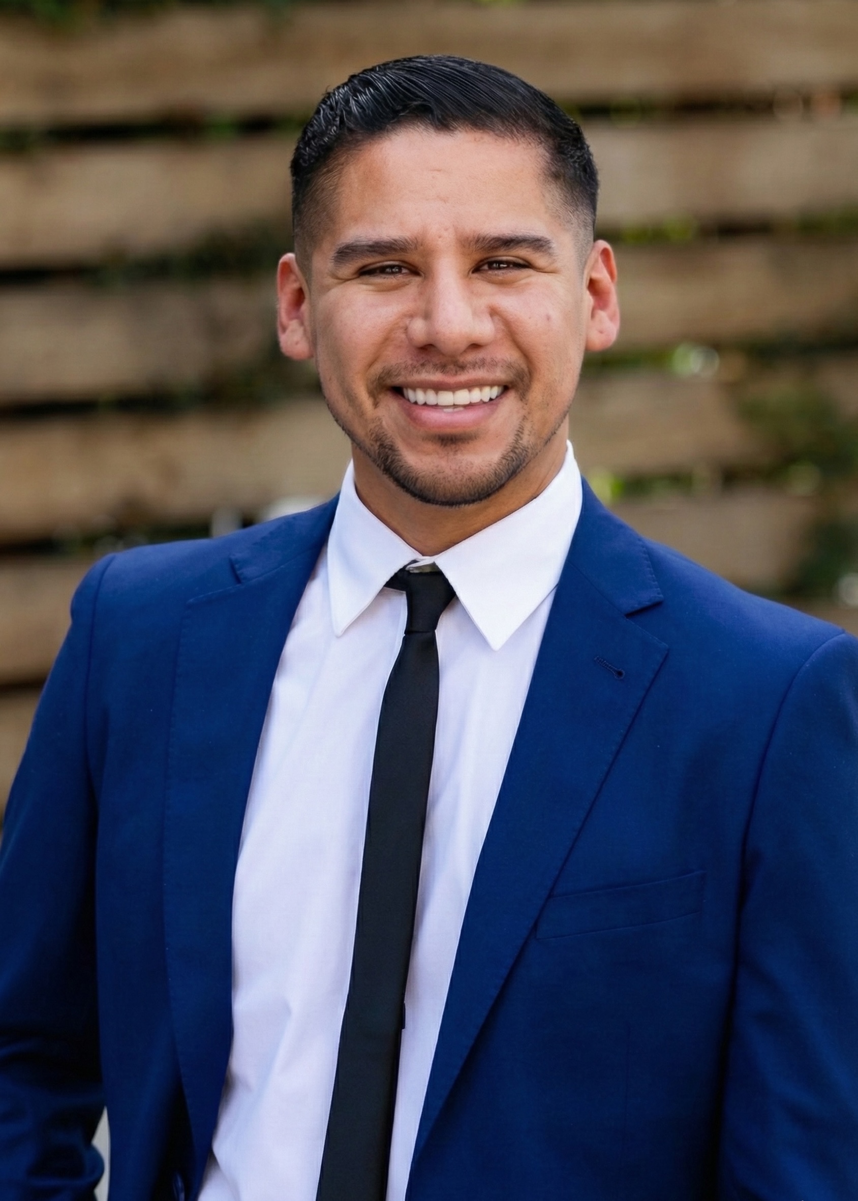 Portrait of Juan Ferrer, South Bay real estate advisor