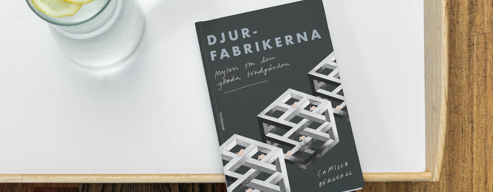 Ny bok avslöjar sanningen bakom djurfabrikerna