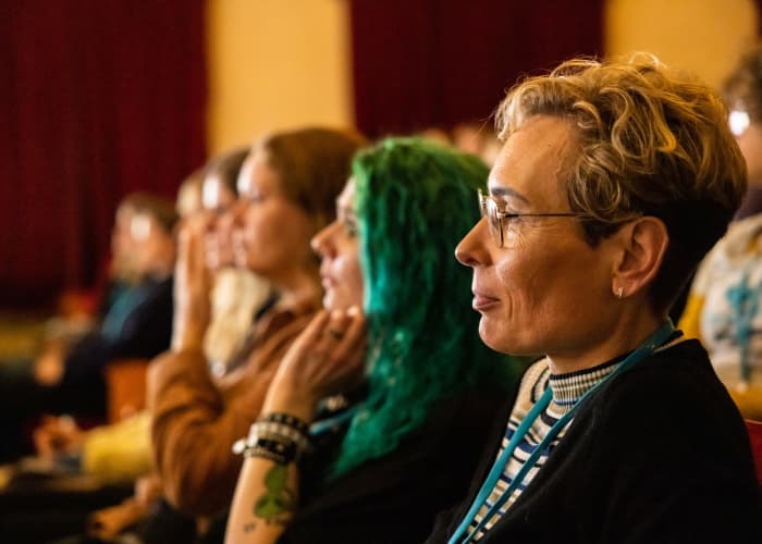 Anmäl dig till vår grundutbildning