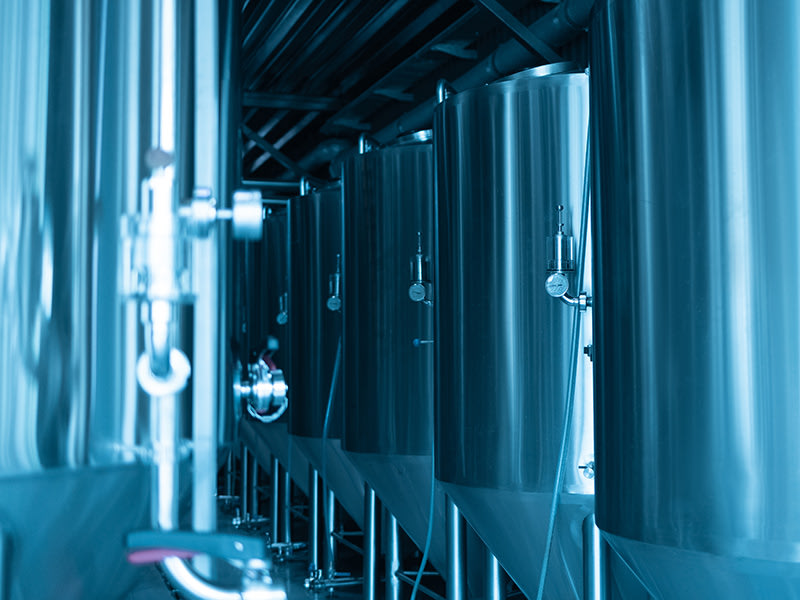 Custom high pressure cleaning of tans and vessels