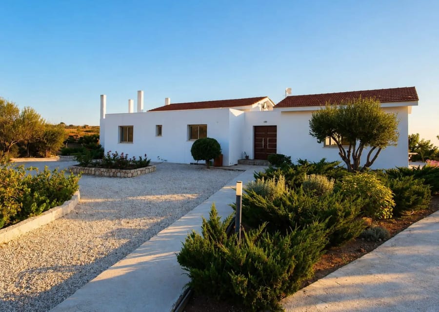 4-bedroom villa to rent