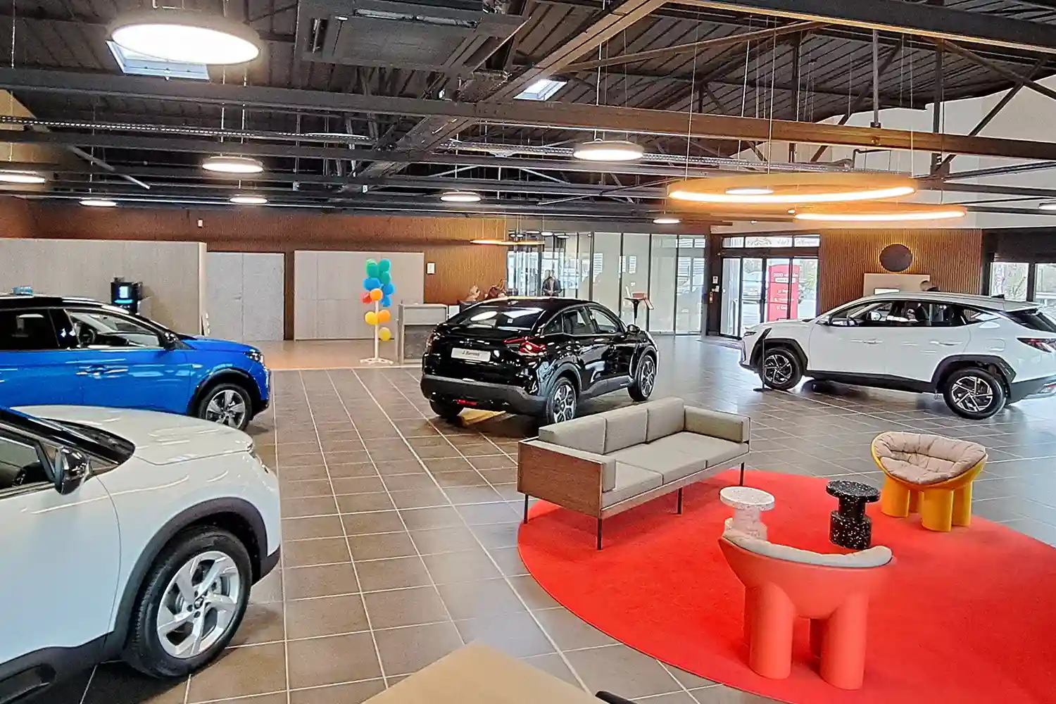 Photo - J.Bervas Automobiles Lorient fait peau neuve !