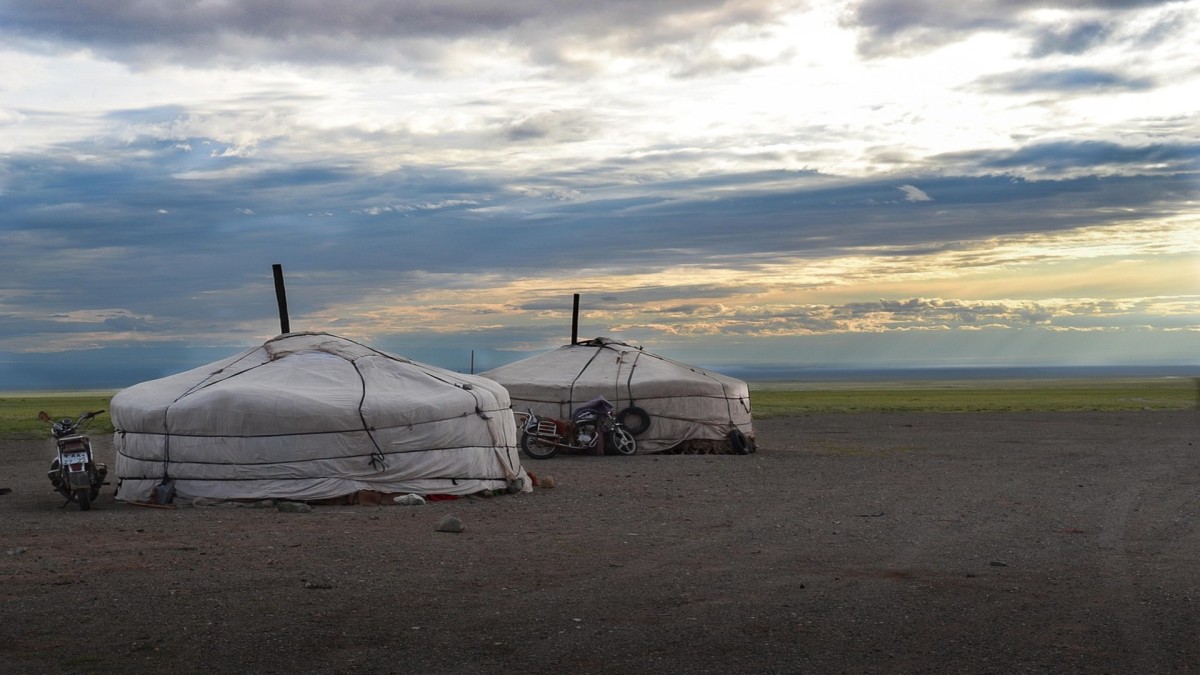 Au pays des Nomades 14J / 12 N - Privatif - TERRESTRE SEUL