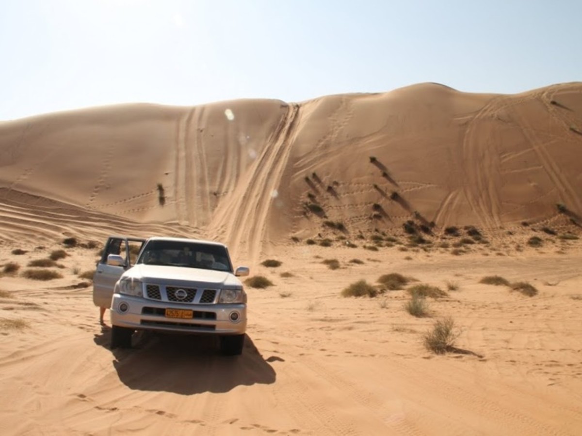 Día 4 — Wahiba Sands – Nizwa (200 Km)