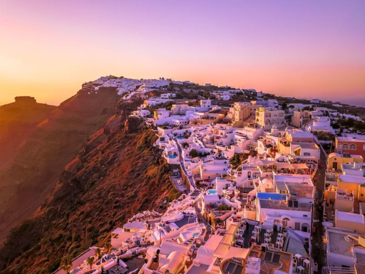 Día 1 — Arrivée à Santorin