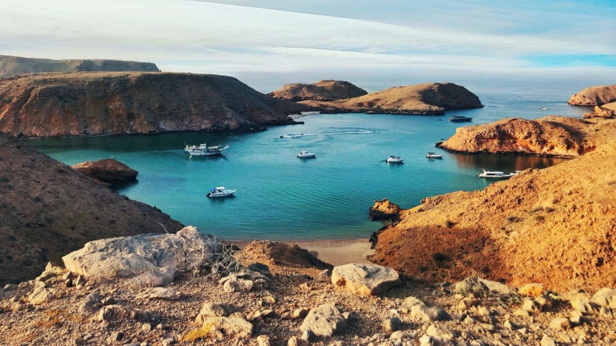 Oman Escorted Tours: The Essentials