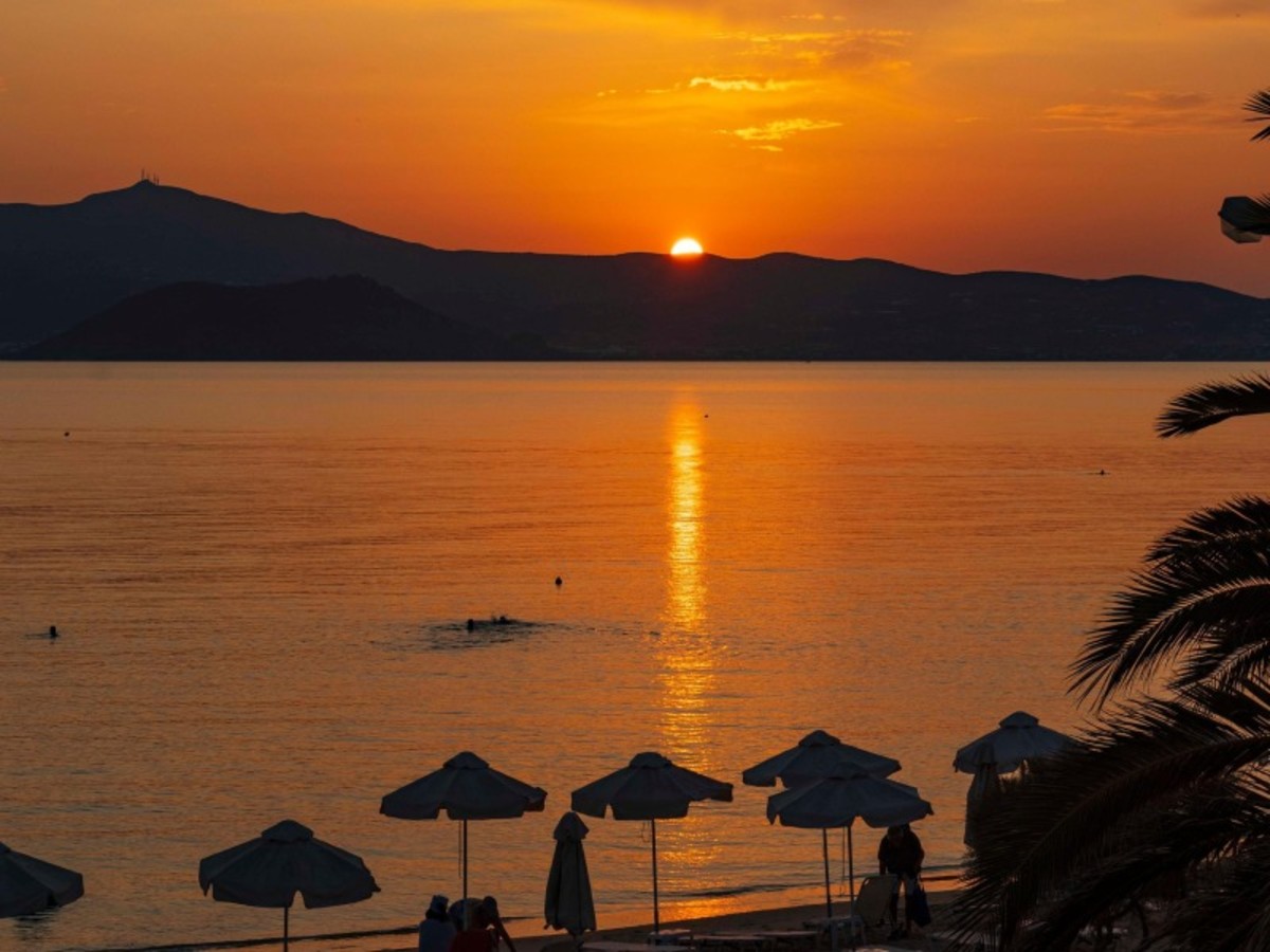 Día 4 — Santorin / Naxos