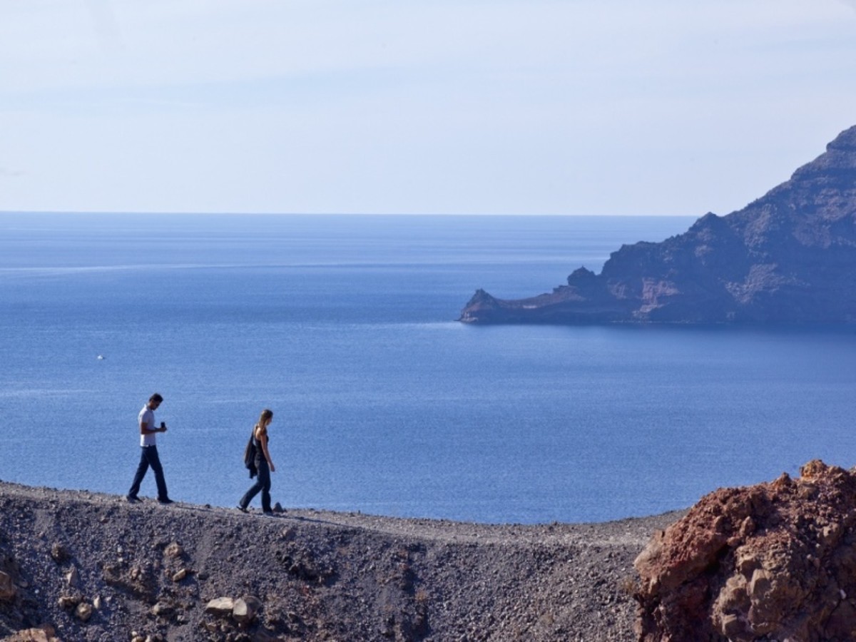 Día 2 — Excursion Au Volcan De Santorin Et Thirassía