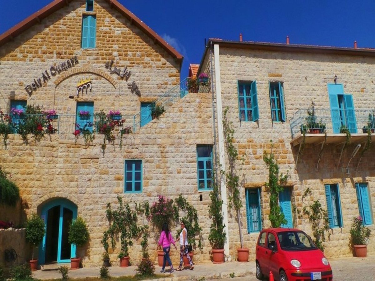 Día 2 — Thursday Beirut & Beitedinne (100 Km) ( B,L,D )