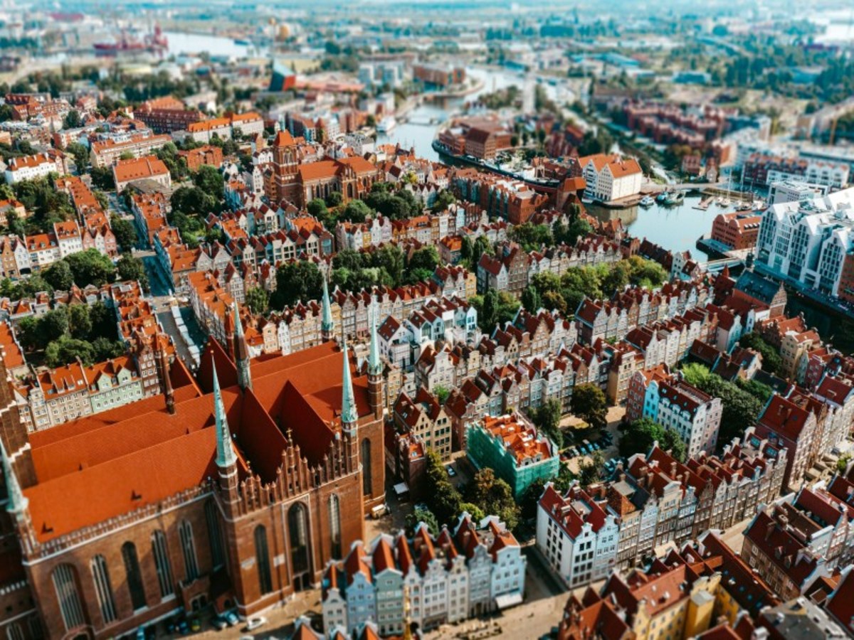 Día 2 — Visita De Varsovia   Gdansk (D) 380 Km