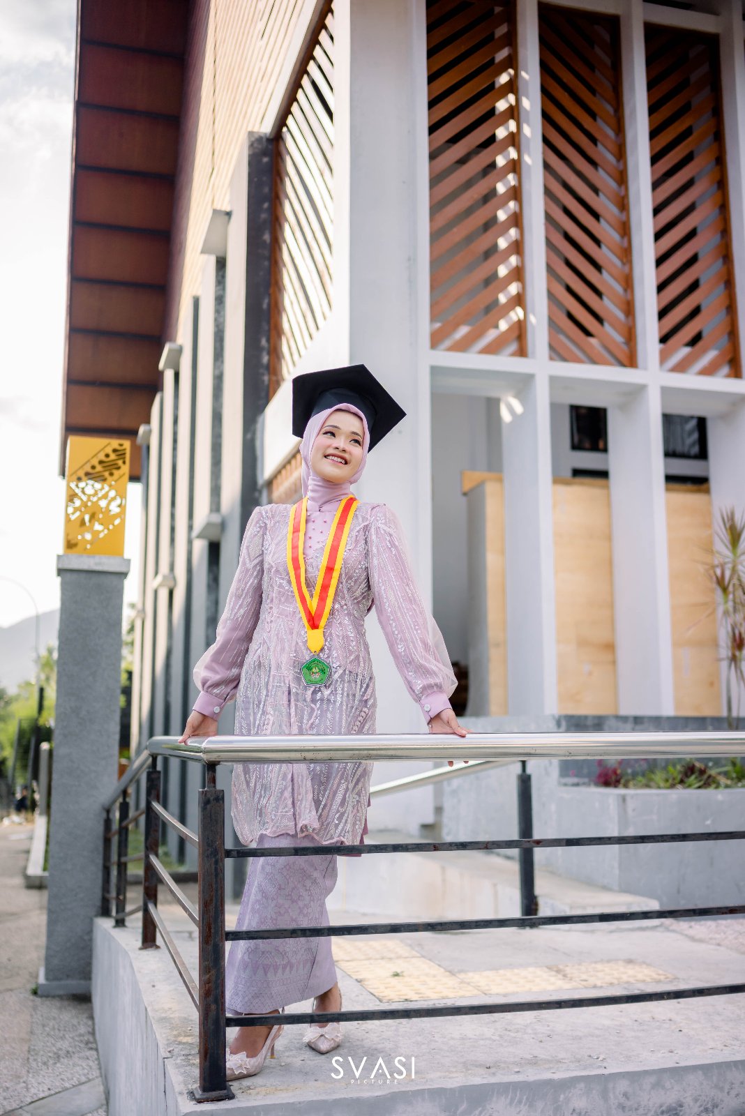 Wisuda Annisa Puteri