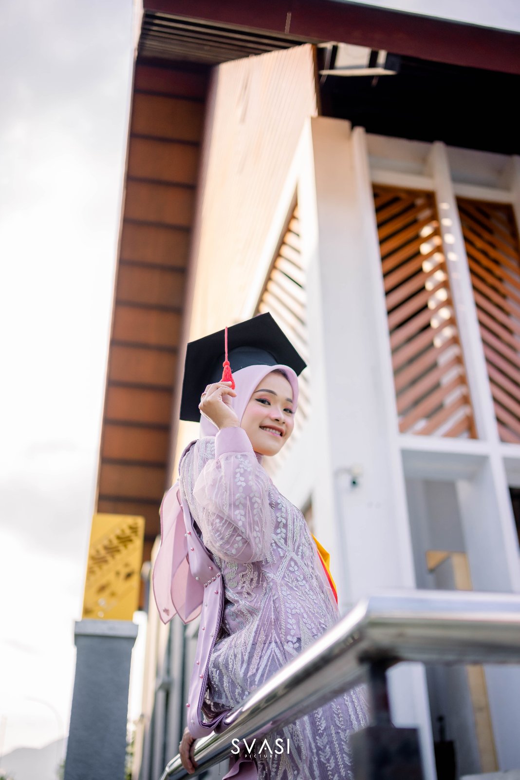 Wisuda Annisa Puteri