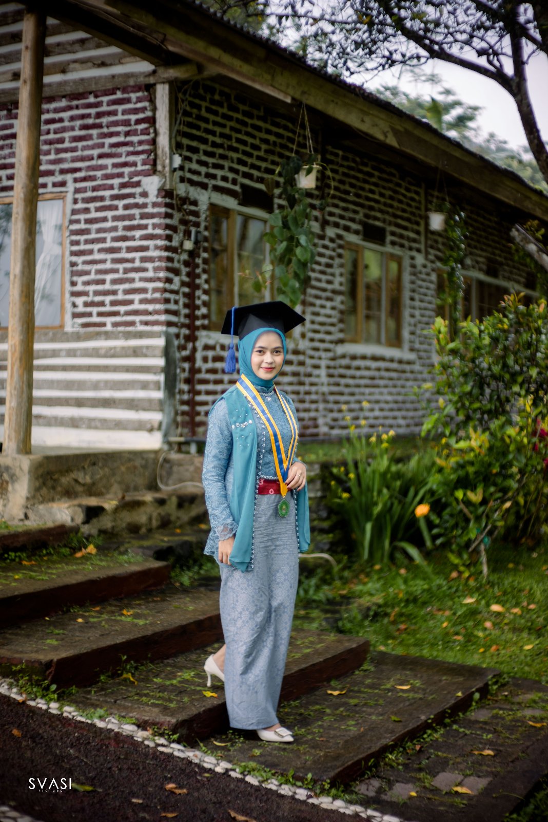Wisuda Suci