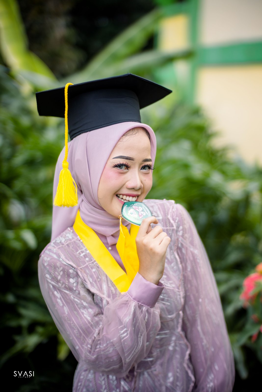 Wisuda Anggi