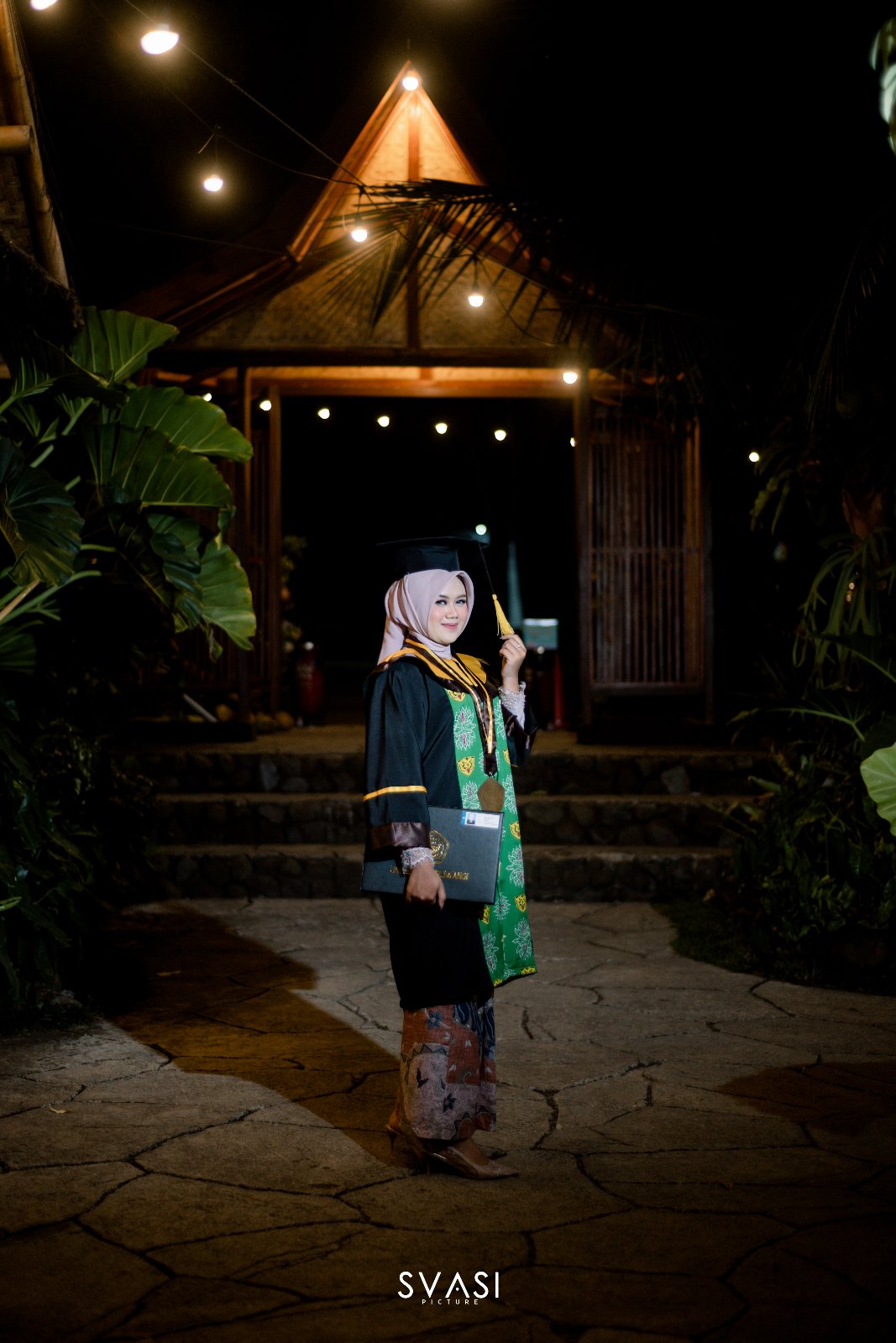 Wisuda Nindi