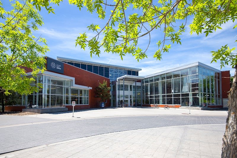Calgary Public Library - Shawnessy