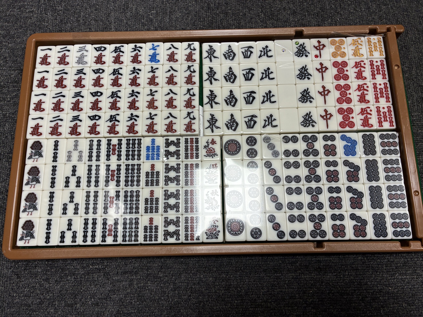Chroma-jong Tiles for Autotable