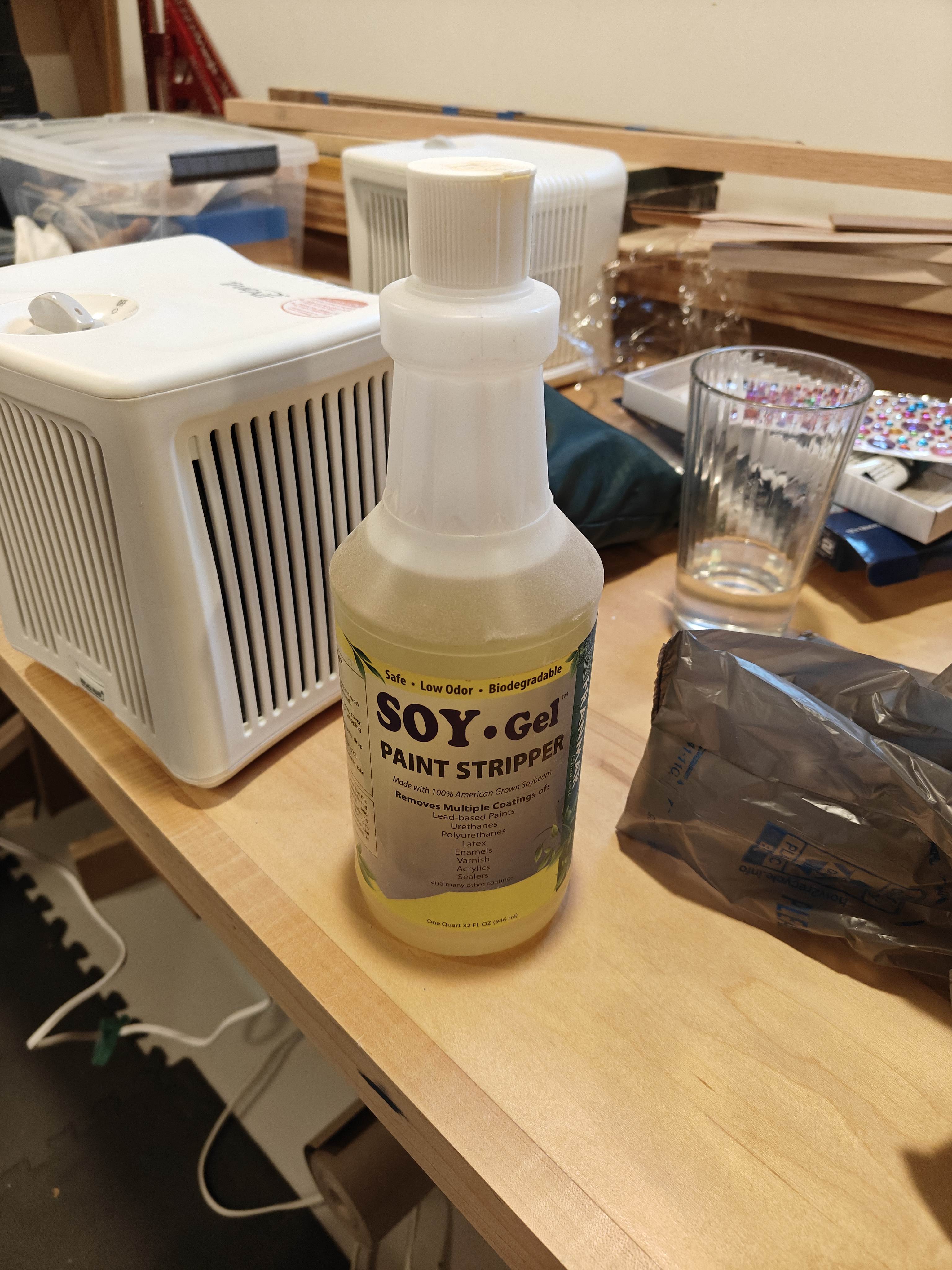 Soy gel paint remover