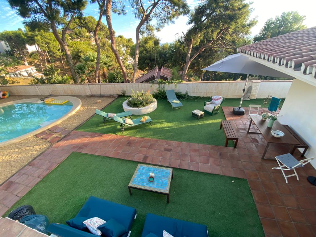 Zona piscina villa Málaga