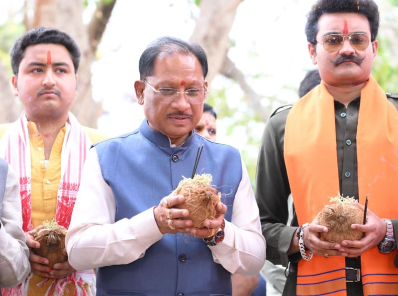 सरहुल महोत्सव में शामिल हुए मुख्यमंत्री विष्णु देव साय, बोले- सदियों से प्रकृति, धरती और जीवन के संतुलन का प्रतीक है महोत्सव