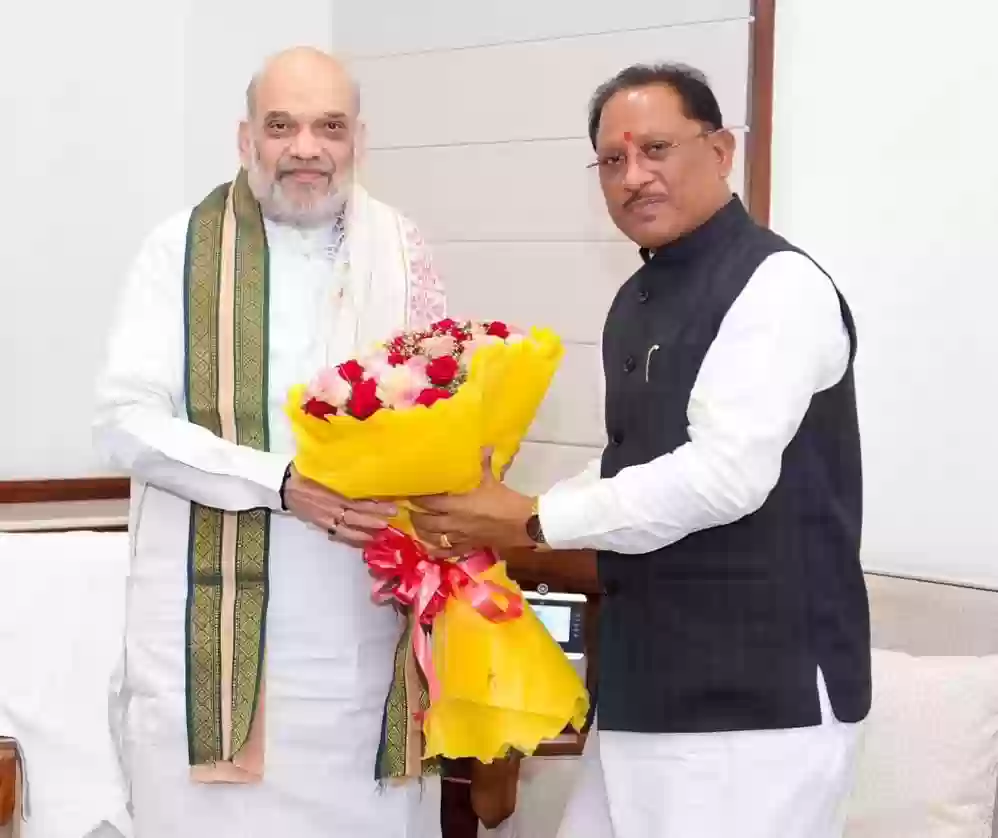 सीएम साय केंद्रीय गृहमंत्री अमित शाह से मिले, नक्सल उन्मूलन अभियानों और आगे की रणनीति की दी जानकारी