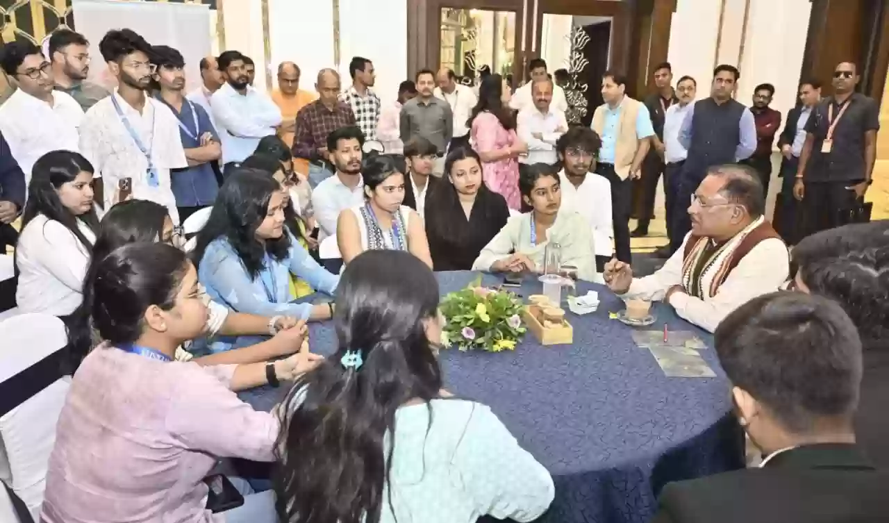 सरकार युवाओं को रोजगार व स्वरोजगार के अवसर उपलब्ध कराने के लिए संकल्पबद्ध - सीएम साय