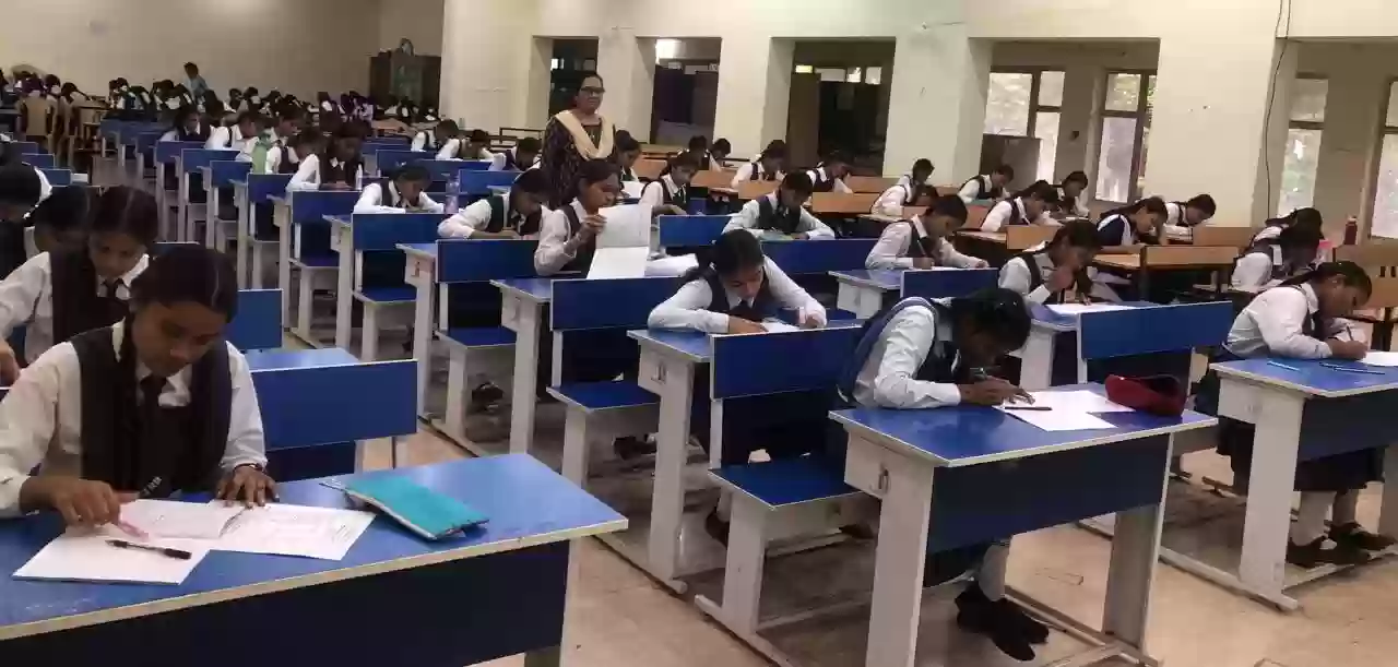पढ़ाई में कमजोर कक्षा 10वीं एवं 12वीं के विद्यार्थियों की पहचान के लिए कराई जा रही परीक्षा, लक्ष्य आधारित सहायक कक्षाएं दी जाएंगी