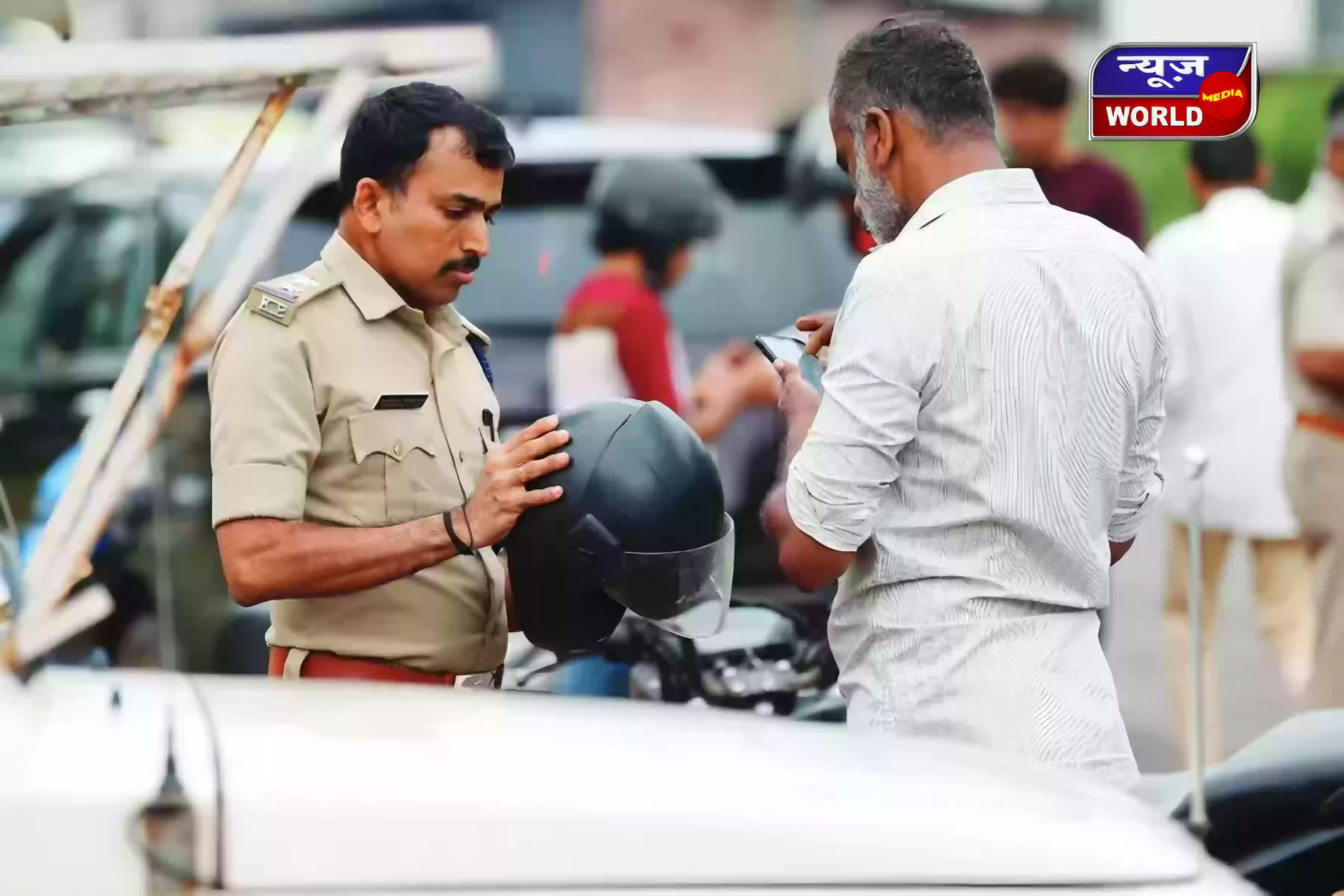 इंदौर में हेलमेट पर बड़ी सख्ती: ड्रोन से निगरानी, रोज़ हजारों चालान — फिर भी सिर्फ 20% लोग कर रहे नियमों का पालन