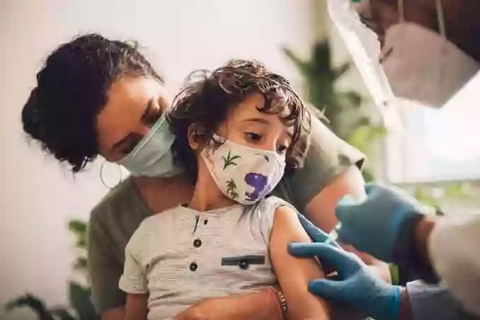 18 से 3 वर्ष के बच्चों के लिए 6 महीने में आएगी Covovax वैक्सीन : पूनावाला