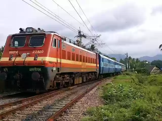 भोपाल से धनबाद और चोपन के बीच चलेगी नई ट्रेनें: 1188 KM रूट पर छोटे स्टेशनों पर बढ़ेगी कनेक्टिविटी, जानिए पूरा रूट