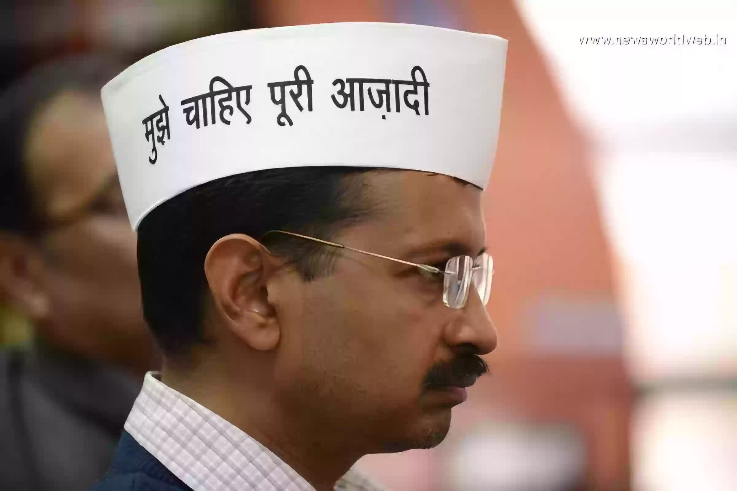 दिल्ली में AAP का किला ध्वस्त, भाजपा की जीत के बाद केजरीवाल पर मंडराए संकट के बादल, सत्ता गई तो क्या आप का भविष्य भी खत्म? जानें 5 बड़े असर