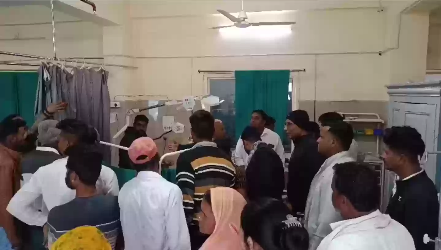 शाजापुर हादसा: स्कूल बच्चों से भरा ऑटो खंती में गिरा, 7 घायल
