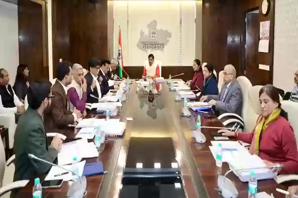 सभी नगरीय निकायों में जलापूर्ति और सीवरेज व्यवस्थाओं के प्रति विशेष सजगता और सतर्कता बरती जाए: डॉ. मोहन यादव