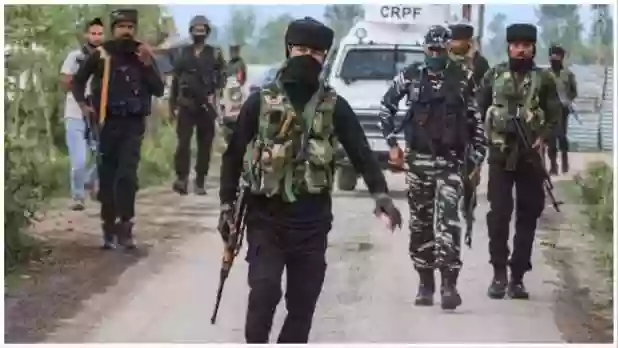जम्मू कश्मीर में घुसपैठ कर रहे आतंकी को बीएसएफ ने मार गिराया, सर्च ऑपरेशन जारी